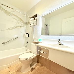 Two-Bedroom King Suite